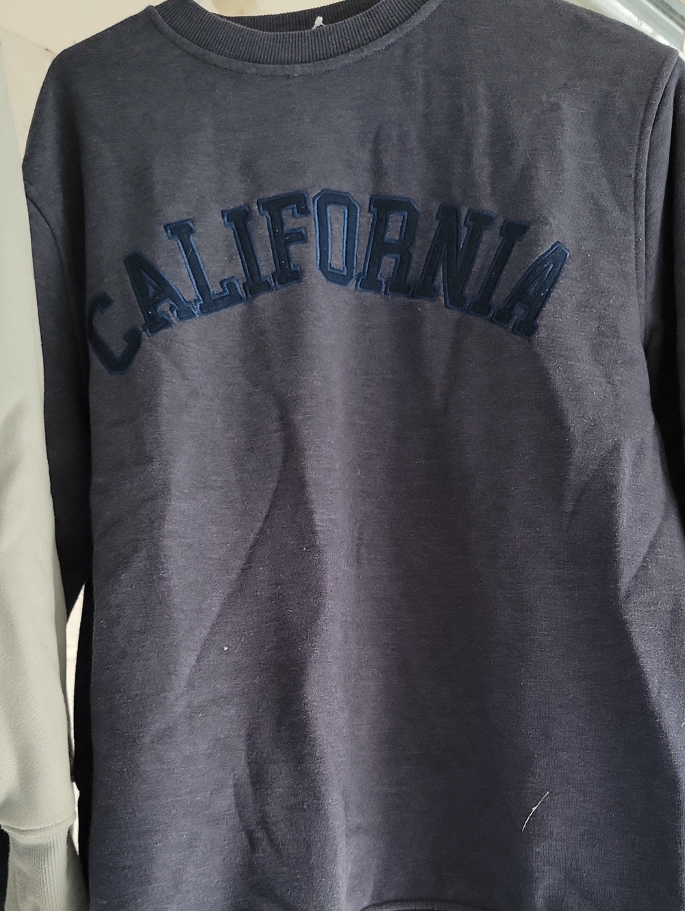 Men's Dark Navy 'California' Graphic Crew Sweatshirt
